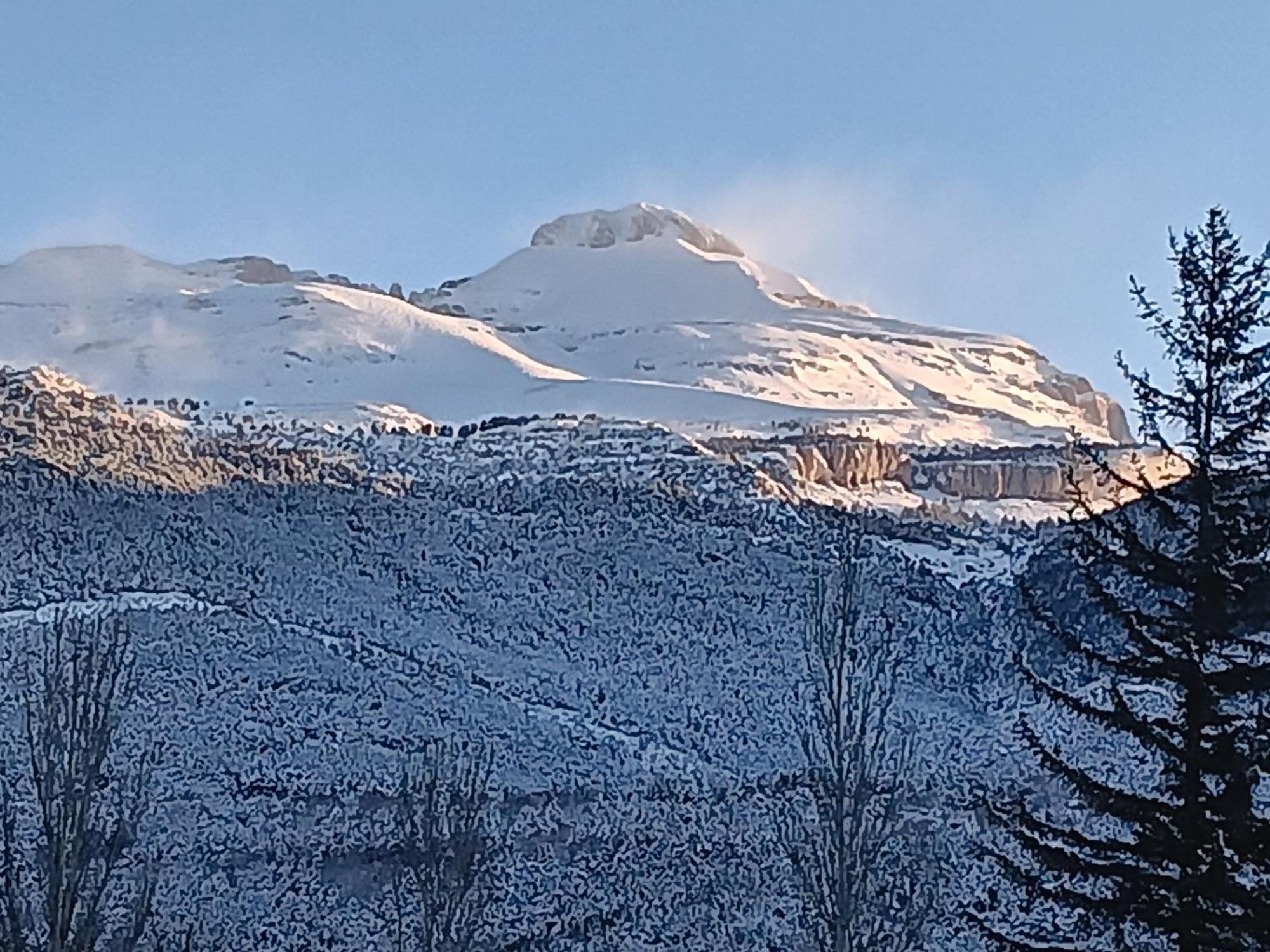 Apartamento Pico De Alba - Jacetania Villanúa Exteriör bild